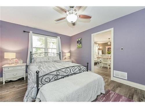 14310 First Line, Milton, ON - Indoor Photo Showing Bedroom