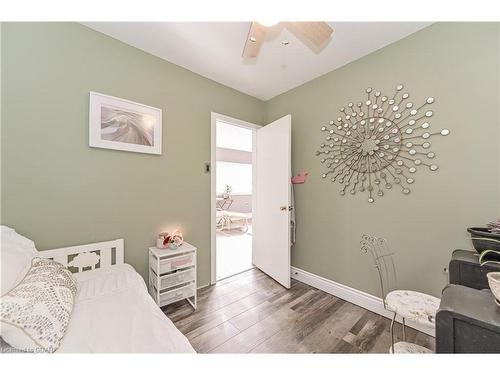 14310 First Line, Milton, ON - Indoor Photo Showing Bedroom