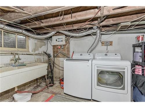 14310 First Line, Milton, ON - Indoor Photo Showing Laundry Room