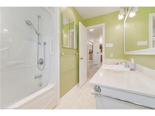 48 Water Street E, Elora, ON - Indoor Photo Showing Bathroom