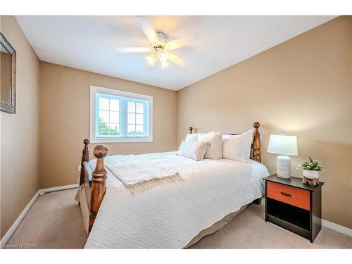 31-31 Schroder Crescent, Guelph, ON - Indoor Photo Showing Bedroom