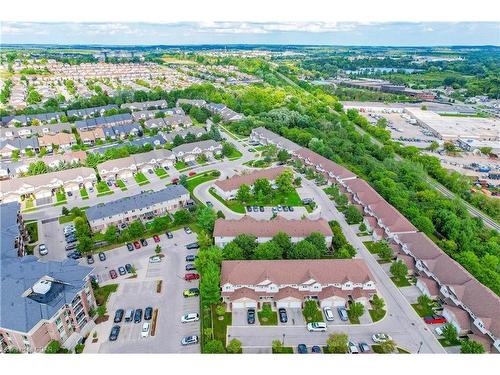 31-31 Schroder Crescent, Guelph, ON - Outdoor With View