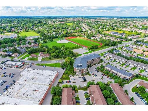 31-31 Schroder Crescent, Guelph, ON - Outdoor With View