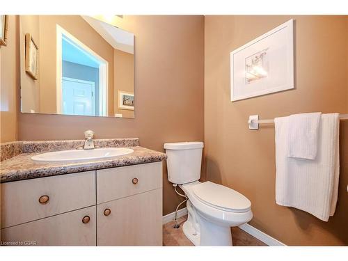 31-31 Schroder Crescent, Guelph, ON - Indoor Photo Showing Bathroom