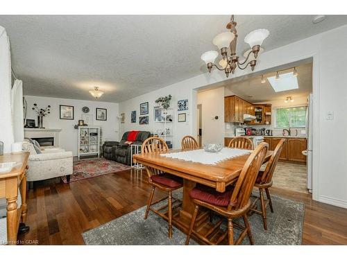 5 Pine Road, Puslinch, ON - Indoor Photo Showing Dining Room