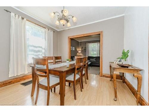 227 Eagle Street S, Cambridge, ON - Indoor Photo Showing Dining Room