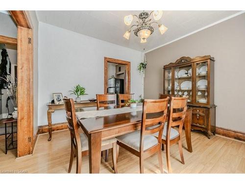 227 Eagle Street S, Cambridge, ON - Indoor Photo Showing Dining Room