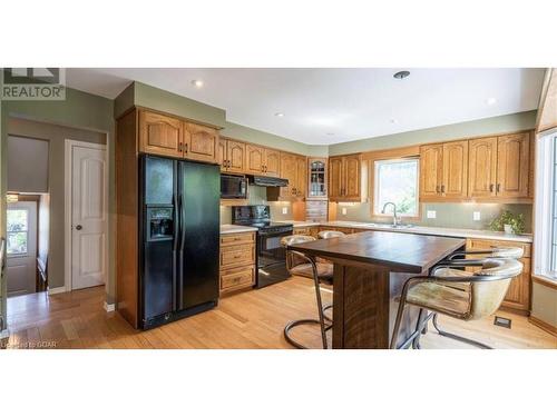 56 Lowes Road, Guelph, ON - Indoor Photo Showing Kitchen