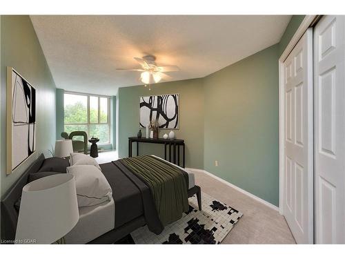 404-24 Marilyn Drive, Guelph, ON - Indoor Photo Showing Bedroom