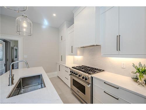 138 Dublin Street N, Guelph, ON - Indoor Photo Showing Kitchen With Upgraded Kitchen