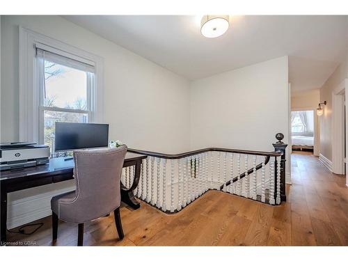 138 Dublin Street N, Guelph, ON - Indoor Photo Showing Kitchen