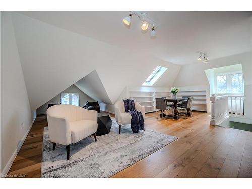 138 Dublin Street N, Guelph, ON - Indoor Photo Showing Living Room