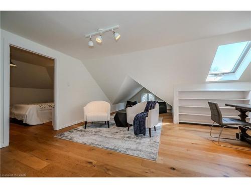 138 Dublin Street N, Guelph, ON - Indoor Photo Showing Bedroom