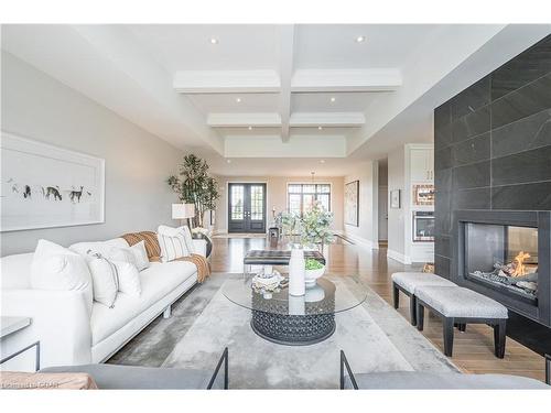 11 Hartfield Drive, Guelph/Eramosa, ON - Indoor Photo Showing Living Room With Fireplace