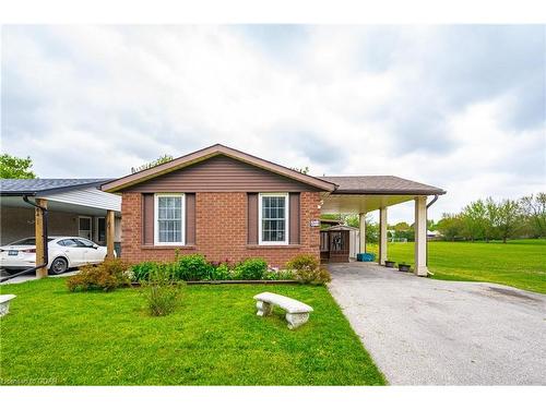 260 Strathallan Street, Centre Wellington, ON - Outdoor