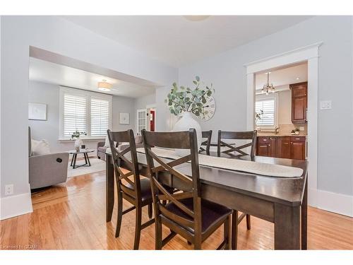 129 Garafraxa Street E, Fergus, ON - Indoor Photo Showing Dining Room