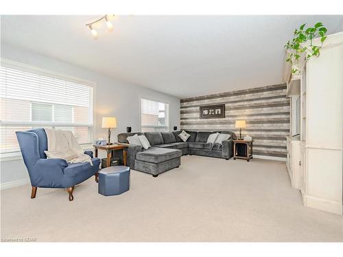 116 Country Club Drive, Cambridge, ON - Indoor Photo Showing Living Room