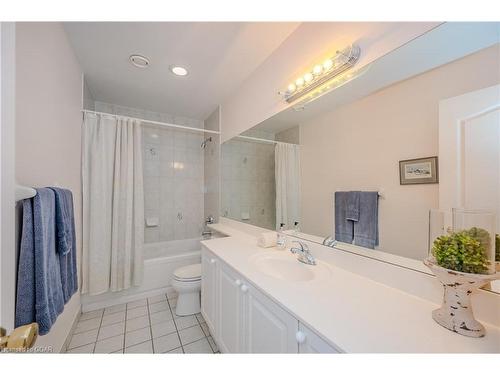 705-1 Lomond Drive, Etobicoke, ON - Indoor Photo Showing Bathroom