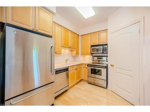 705-1 Lomond Drive, Etobicoke, ON - Indoor Photo Showing Kitchen