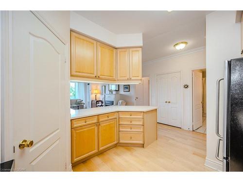 705-1 Lomond Drive, Etobicoke, ON - Indoor Photo Showing Kitchen