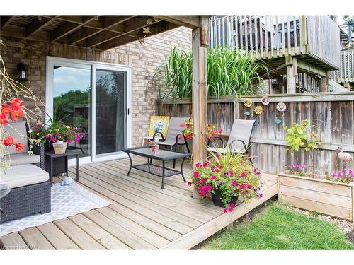 14-31 Schroder Crescent, Guelph, ON - Outdoor With Deck Patio Veranda With Exterior