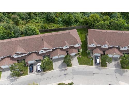 14-31 Schroder Crescent, Guelph, ON - Outdoor