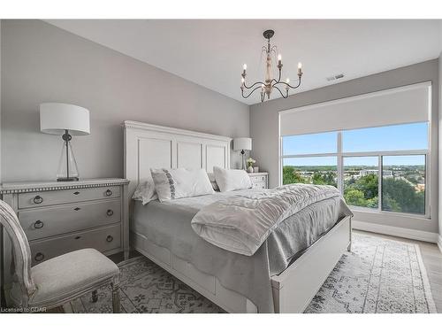 611-1880 Gordon Street, Guelph, ON - Indoor Photo Showing Bedroom