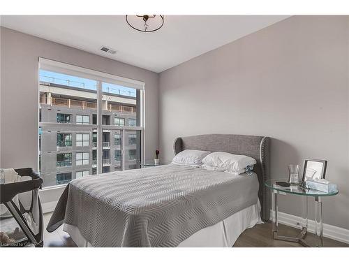 611-1880 Gordon Street, Guelph, ON - Indoor Photo Showing Bedroom