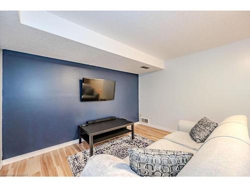 174 Windflower Drive, Kitchener, ON - Indoor Photo Showing Other Room