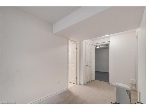 40 Spencer Crescent, Guelph, ON - Indoor Photo Showing Other Room