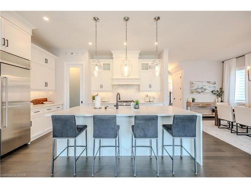 108 Lovett Lane, Guelph, ON - Indoor Photo Showing Kitchen With Upgraded Kitchen