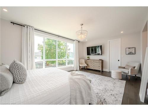 108 Lovett Lane, Guelph, ON - Indoor Photo Showing Bedroom