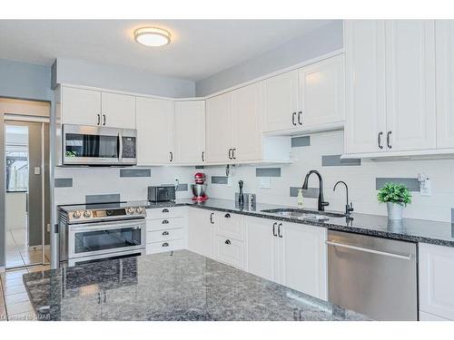 47 Hagan Avenue, Guelph, ON - Indoor Photo Showing Kitchen