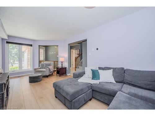 47 Hagan Avenue, Guelph, ON - Indoor Photo Showing Living Room