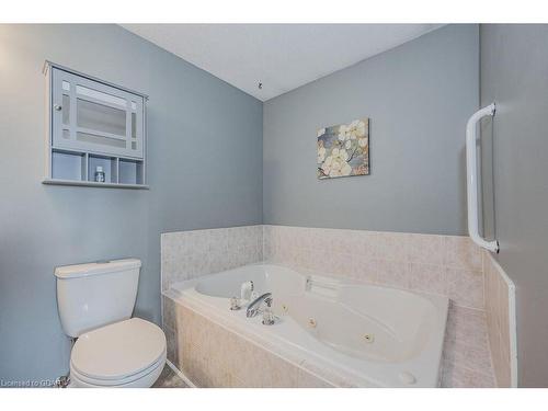 47 Hagan Avenue, Guelph, ON - Indoor Photo Showing Bathroom