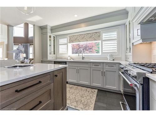 487 Anderson Street S, Fergus, ON - Indoor Photo Showing Kitchen With Upgraded Kitchen