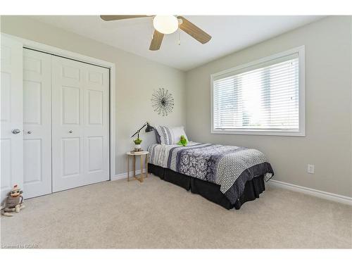 487 Anderson Street S, Fergus, ON - Indoor Photo Showing Bedroom