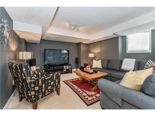 487 Anderson Street S, Fergus, ON - Indoor Photo Showing Living Room