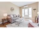 120-760 Woodhill Drive, Fergus, ON  - Indoor Photo Showing Living Room 