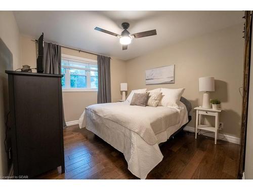 65 Kensington Street, Guelph, ON - Indoor Photo Showing Bedroom