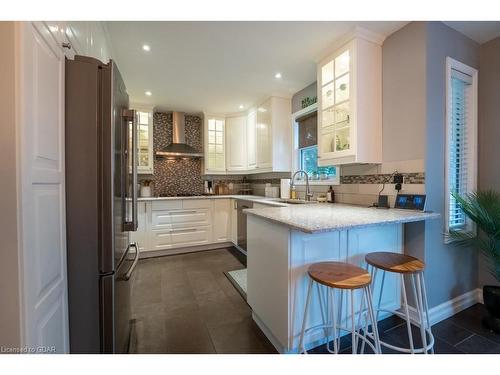 65 Kensington Street, Guelph, ON - Indoor Photo Showing Kitchen With Upgraded Kitchen