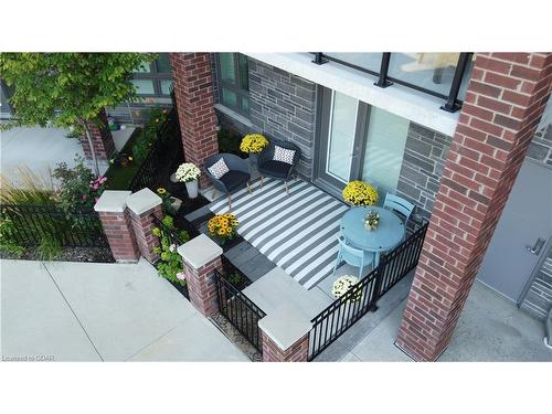 109-35 Kingsbury Square, Guelph, ON - Outdoor