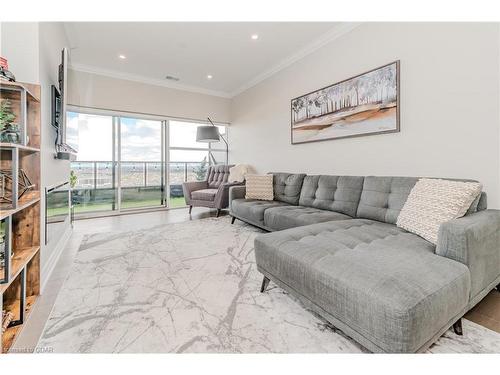 1109-1880 Gordon Street, Guelph, ON - Indoor Photo Showing Living Room