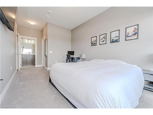 1109-1880 Gordon Street, Guelph, ON - Indoor Photo Showing Bedroom