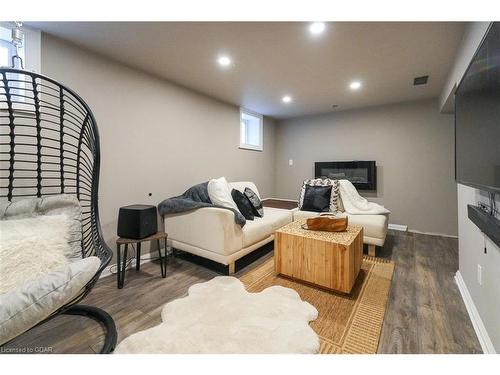 314 Paisley Road, Guelph, ON - Indoor Photo Showing Basement