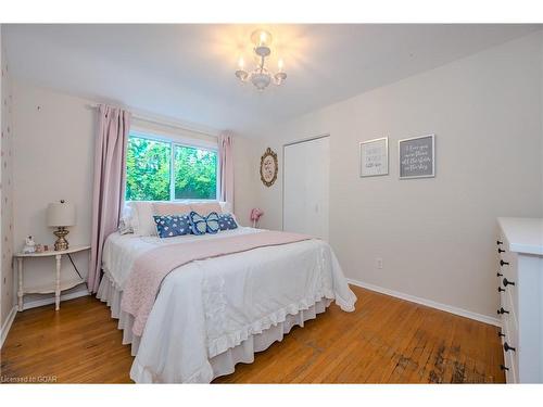 4 Blackbird Crescent, Guelph, ON - Indoor Photo Showing Bedroom