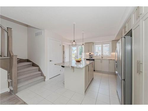 168 Law Drive, Guelph, ON - Indoor Photo Showing Kitchen