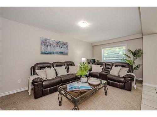 12 Summerfield Drive, Guelph, ON - Indoor Photo Showing Living Room