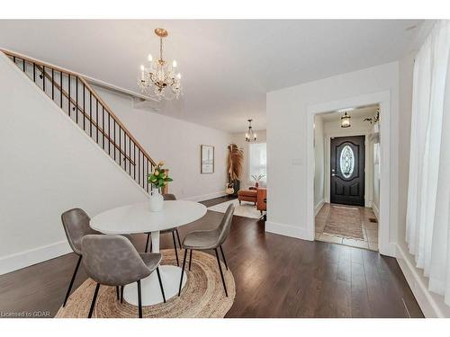 100 Hayes Avenue, Guelph, ON - Indoor Photo Showing Dining Room