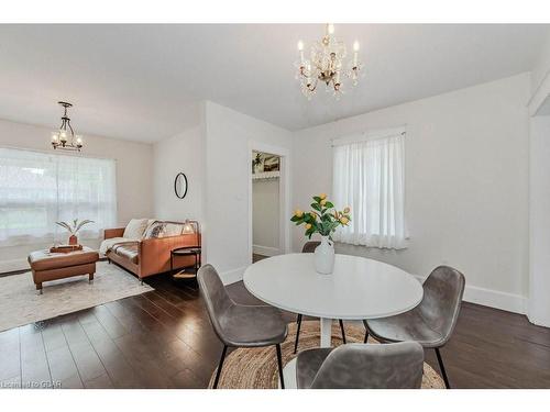 100 Hayes Avenue, Guelph, ON - Indoor Photo Showing Dining Room